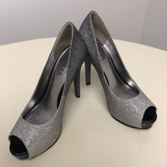 Y2K Peeptoe Platform Pumps by Guess 6M - Picture 4 of 8